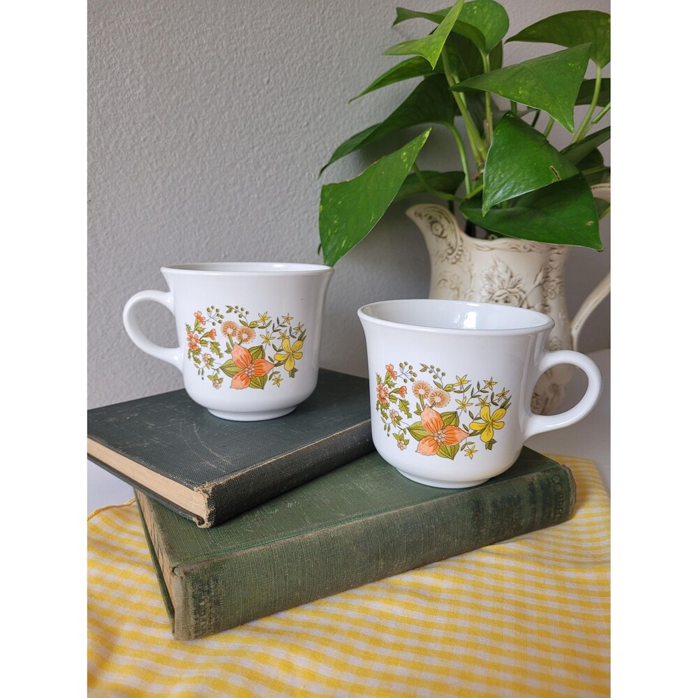 Vintage Corelle Indian Summer Coffee Mugs Set of 2 Orange and Yellow Flowers